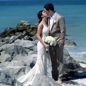 Meet your Posher, Ari